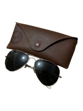 Rayban gold frame aviator sunglasses